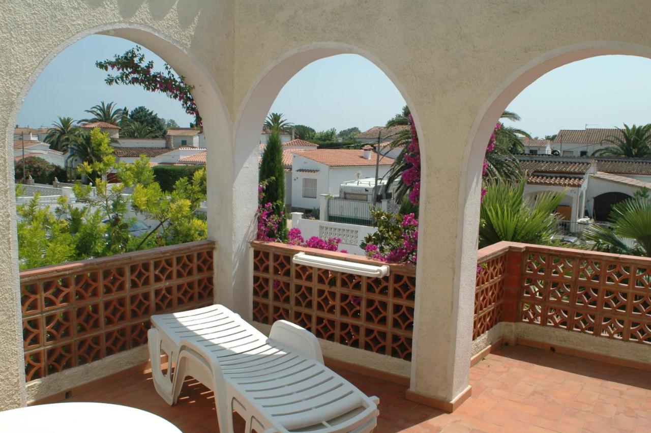Villa Sol Empuriabrava Pokoj fotografie