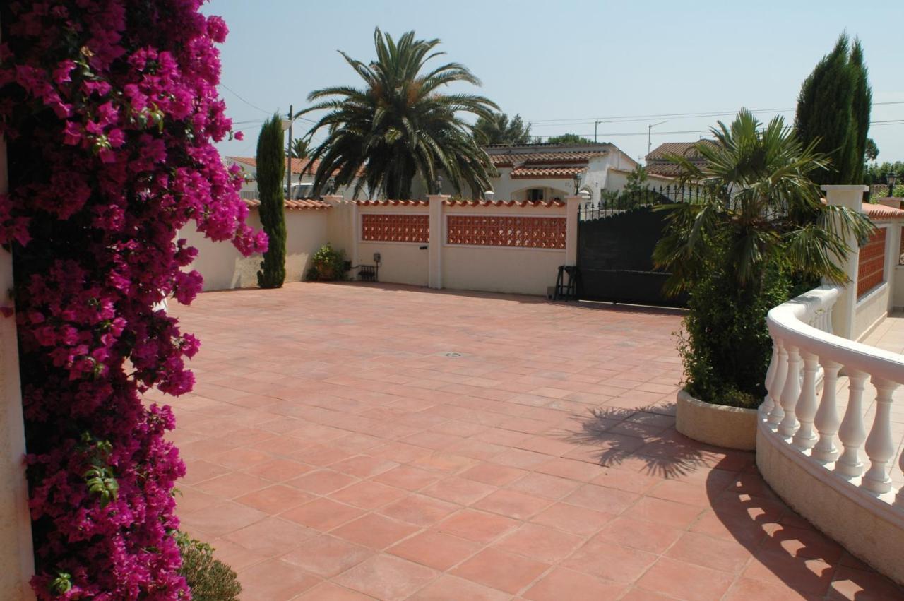 Villa Sol Empuriabrava Exteriér fotografie
